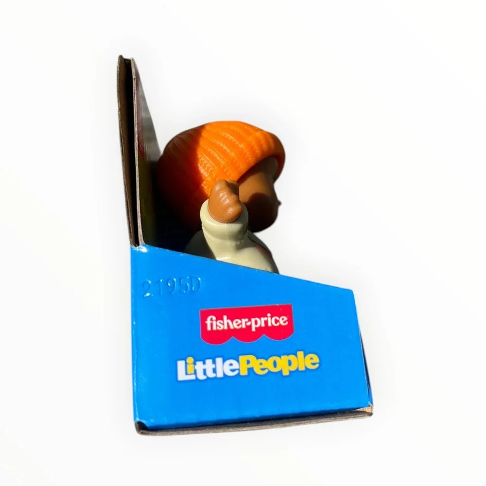 Fisher-Price Little People Boy Figure Orange Beanie Camo Pants JFC21‎ JBD47 NEW